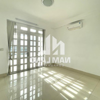 Cho Thuê Nhà Trệt 3 Lầu Mặt Tiền Đường Nguyễn Hoàng, Phường An Phú