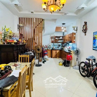Chính Chủ Bán Nhà Ngõ 6 Phố Vĩnh Phúc - Ba Đình - 30M2 X 5 Tầng - Chỉ 5,6 Tỷ