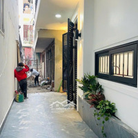 Nhà Chính Chủ 5 Tầng, Ngõ Phố Mễ Trì Thượng, Thoáng- Nội Thất Long Lanh.diện Tích32 M2, Giá Bán 6,95 Tỷ.