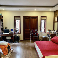 Bán Nhà Phân Lô,Ôtô Tránh,Kd Sầm Uất Phố Ngọc Khánh Quận Ba Đìnhdiện Tích85M X 5 Tầng,Mt 5,3M Gía 29,3Tỷ