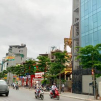 Cho Thuê Mặt Bằng Kinh Doanh Đẹp Phạm Văn Đồng 200M X 3 Tầng 11M Mặt Tiền