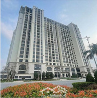 Bán Nhanh Chung Cư 72M2, Full Nội Thất, Giá Tốt 4,X Tỷ, Trục Đẹp Nhất Của Dự Án. Liên Hệ: 0965556384