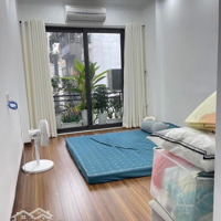 5,5Tỷ Có Nhà 5 Tầng- Oto Tránh Vị Trí Siêu Đẹp
Đức Giang Không Có Căn Thứ 2 - Nhà Mới Tinh Nt Đẹp