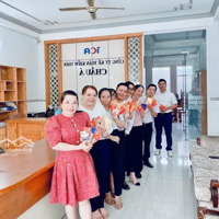 Khu Vip - Siêu Phẩm Nhà 1 Trệt 3 Lầu - Ở Sang - Giá Giảm Sốc 1,3 Tỷ - Kinh Doanh Đỉnh