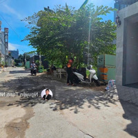 Nhà Mới Xây Xongdiện Tíchlớn 6.4X13M Xe Hơi Đậu Trong Nhà