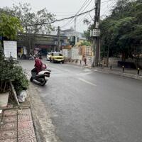 Cho thuê mặt bằng làm văn phòng, kinh doanh, 18m2. 95 phố Gia Quất, Thượng Thanh, Long Biên, HN