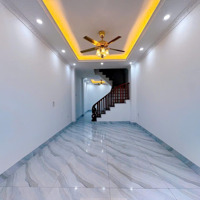 Bán Nhà View Hồ Cực Đỉnh 50M2 Cách Trường Đh Thể Dục Thể Thao 100M (4 Tầng - 4 Phòng Ngủ - Giá Bán 3Tỷ)