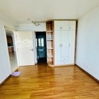 Bán Nhanh Căn Hộ 2 Phòng Ngủ 2 Wc Tầng 9, Hướng Đông Nam Dự Án Hà Nội Garden City Thạch Bàn
