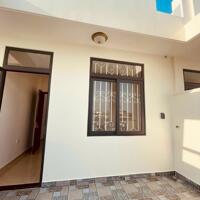 Kẹt lắm mới bán nhà 1T1L ngay MT Hiệp Bình, Hiệp Bình Chánh, Thủ Đức. Giá ưu đãi chỉ 3tỷ6/căn 51.4m2. Sổ riêng