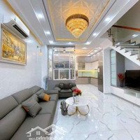 Về Quê Bán Nhà Út Tịch P4 Tân Bình.diện Tích64,5M2 Giá Bán 2Tỷ670 Gần Cv Hoàng Văn Thụ. Đang Cho Thuê 26 Triệu/T
