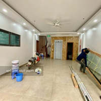 Nhà Cực Đẹp 70M2X8T Thang Máy. Phân Lô -Ôtô Vào Nhà - Cạnh Kđt Ciputra Phố Võ Chí Công, Phú Thượng.