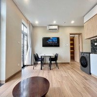 Căn Hộ Cao Cấp 1 Phòng Ngủ 45M2 Ngay Lương Định Của Gần Trần Não Có Ban Công