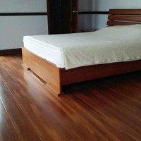 Diện Tích 70 M2 Ngõ 31 Xuân Diệu, Tây Hồ Phù Hợp Cho Hộ Gia Đình Ở. Có 3 Phòng Ngủ