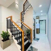 Vip! Bán Gấp Căn Nhà Vườn Chuối, P. 4, Q. 3, 60M2, Đang Cho Thuê 19 Tr/Th, Sổ Hồng Riêng