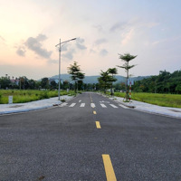 Chính Chủ Cần Tiền Bán Gấp Lô 120M2 Giá Rẻ, 2 Mặt Đường, Gần Trung Tâm Thương Mại, Giá Bán 2,28 Tỷ