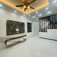 Nhà Cực Đẹp 45M2X5T Giá Đầu Tư - Gia Đình Ở. Lô Góc, Vuông Vắn, Rộng Thoáng Phố Cổ Nhuế, Đức Thắng