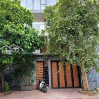 Cho Thuê Bt 8X15M, 4 Tầng, Thang Máy Hiệp Phú Giá Bán 50 Tr Tl