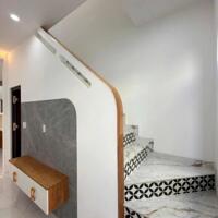 Nhà lầu xây mới Góc 2 mặt tiền Hẻm 127 Võ Văn Kiệt
