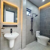 Nhà lầu xây mới Góc 2 mặt tiền Hẻm 127 Võ Văn Kiệt