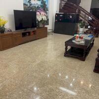Cần bán nhà cột 5-8 mở rộng Hồng Hà 120m2 hướng Đông Nam full nội thất giá tốt