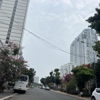 Cần Bán Biệt Thự Sang Trọng, Vị Trí Vàng Gần Biển Bãi Sau - Vũng Tàu, Ngay Khách Sạn Pullman