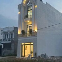 Biệt thự mini 2 lầu 1 trệt 4.6 tỷ/90m2, đường 8m thông