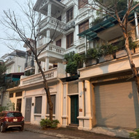 Bán Căn Liền Kề 4 Tầng Kđt Sài Đồng Cạnh Hồ Công Viên Rất Giá Trị 140M2 Giá Bán 32 Tỷ