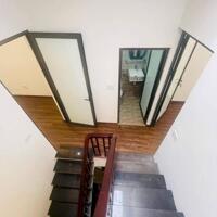 Bán nhà Đinh Công Thượng giá 8.95 tỷ, diện tích 43m2, 4 tầng, mặt tiền 5m