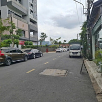 Bán Lô Đất Phường Đông Hoà Dĩ An Bình Dươngdiện Tích560M2 Giá Bán 19,6Ty Liên Hệ: 0967708098