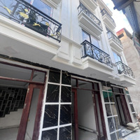 Nhà Xây Mới 4Tx33M2 Nằm Ngay Sát Chợ Phượng Cách Cầu Mai Lĩnh 1,5Km, Cách Bến Xe Yên Nghĩa 3Km