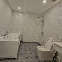 Hoa Lâm - Việt Hưng. Mặt Ngõ To Như Phố, Ở Kết Hợp Kinh Doanh Đa Nghềdiện Tích83M - 5 Tầng - Thang M