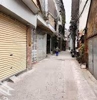 Bán Đất Hai Bà Trưng , Khu Vực Phố Bạch Mai , 20M Ra Đường Chính , 3 Gác Lùi Cửa , Ngõ Thẳng Tắp