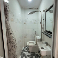 Nhà Đẹp 3 Tầng, 2 Phòng Ngủ 2 Vệ Sinh Xóm Chiếu. Chỉ 1 Tỷ 9