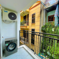Bán Nhà Vương Thừa Vũ , Ô Tô Đỗ Cửa , 7 Tầng Thang Máy Dòng Tiền 90 Triệu/ Tháng, Cực Hiếm