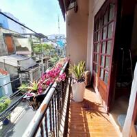 Nhà hẻm xe hơi, 79m2 3 tầng đẹp 3 phòng ngủ, Trần Mai Ninh, Q. Tân Bình