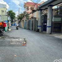 Bán Lô Đất Cực Hiếm Ngay Sát Hoàng Diẹu 2Hẽm Xe Hơi50M2 Chỉ 4,5 Tỷ, Liên Hệ: 0915.479.678