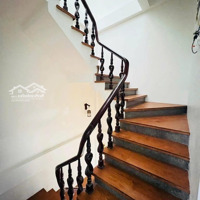 Bán Nhà Dịch Vọng Cầu Giấy - Sát Phố - Ngõ Ba Gác- Nhà Dân Xây - Móng Thêm Tầng Thoải Mái