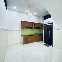 Hot! Cần Bán Gấp Nhà Trệt - Lầu-Sân Thượng .Hẽm Xe Hơi922 Cmt8 Phường 5 Tân Bình. Giá Bán 6 Tỷ.