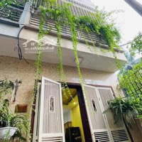 Cho Thuê Nguyên Căn Nhà Ngọc Thuỵ - Long Biên Full Nội Thất - Cách Vài Bước Ra Ô Tô - Lô Góc