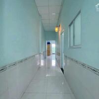 Nhà cấp 4 mới 90 m2 ,sổ hồng riêng, giá 1.2 tỷ,Mỹ Hạnh Nam, Đức Hòa, Long An
