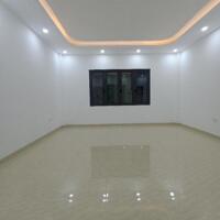 NHÀ ĐẸP PHỐ GIÁP BÁT, CÁCH 20M RA Ô TÔ, NGÕ THÔNG , 36M2 X 5T X GIÁ 6.5 TỶ.