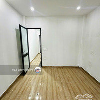 Bán Nhà Riêng Yên Duyên- Hoàng Mai Ô Tô Đỗ Cổng - Ngõ Nông - Tiện Ích Ngập Tràn Chỉ 6,64 Tỷ, 40M2