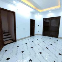 4.95 Tỷ-5 Tầng Mới-20M Ra Ô Tô-Khuyến Lương-Yên Sở-Tam Trinh