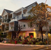 Căn Góc 2 Mặt Tiền View Sông Park Riverside Quận 9