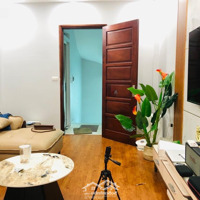 Bán Nhà: Bằng B, Hoàng Liệt, Hoang Mai, View Hồ, 5 Tầng 1 Nhà Ra Oto Đỗ: Hơn 5 Tỷ