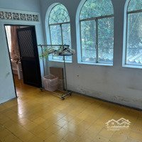 Chính Chủ Cho Thuê Chung Cưmặt Tiềnsố 4 Trần Phú, Quận 5, Tphcm Kế Bên Trường Chuyên Lê Hồng Phong.