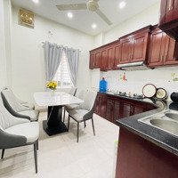 Bán Nhà Phân Lô Phố 8/3 ( Quỳnh Mai ) Oto Đỗ Cửa : 41M2, 5T,Mặt Tiền3,6M. Giá Bán 11 Tỷ 6