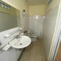 CHO THUÊ PHÒNG TRỌ TRONG NHÀ NGUYÊN CĂN RỘNG RÃI THOẢI MÁI GIÁ ƯU ĐÃI CHỈ 6.9TR/75M2. LH;0886225115