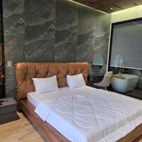 Cc cần bán nhà 3 tầng MT KD VIP Nguyễn Thúy, giá chỉ nhỉnh hơn 7 tỷ.