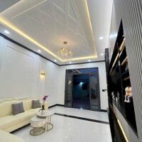 NHÀ MỚI XÂY ĐƯỜNG HỒ VĂN LONG , P.TÂN TẠO , BÌNH TÂN  , GỒM 1 Trệt 1 Lầu, 2PN, 2WC,ĐẶC BIỆT CÓ PHÒNG THỜ GIÁ 2TY130